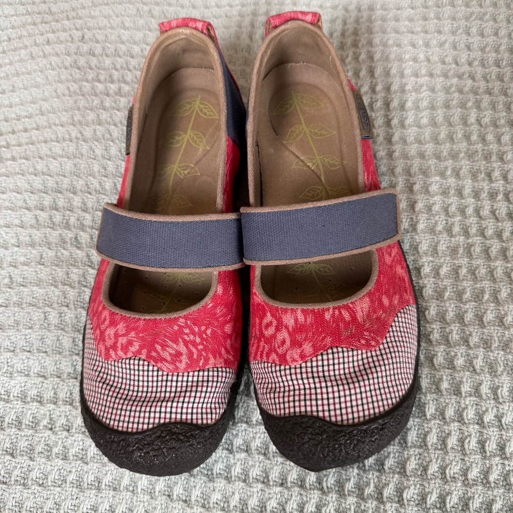 Keen Harvest Mary Jane Shoes Womens 8.5 Blue Pink Patchwork Plaid Slip On Comfy - Picture 2 of 9